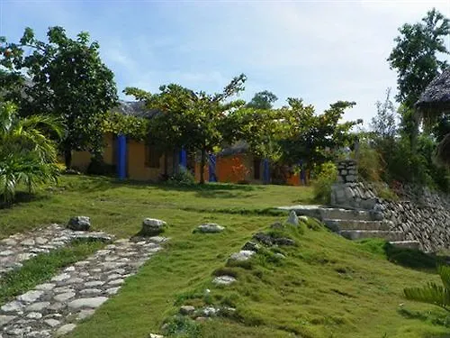 La Colline Enchantee Marigot